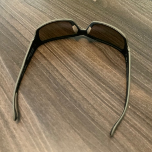 Maui Jim Local Kine Sunglasses - MJ810 -54C - Perfect Condition - Picture 5 of 5